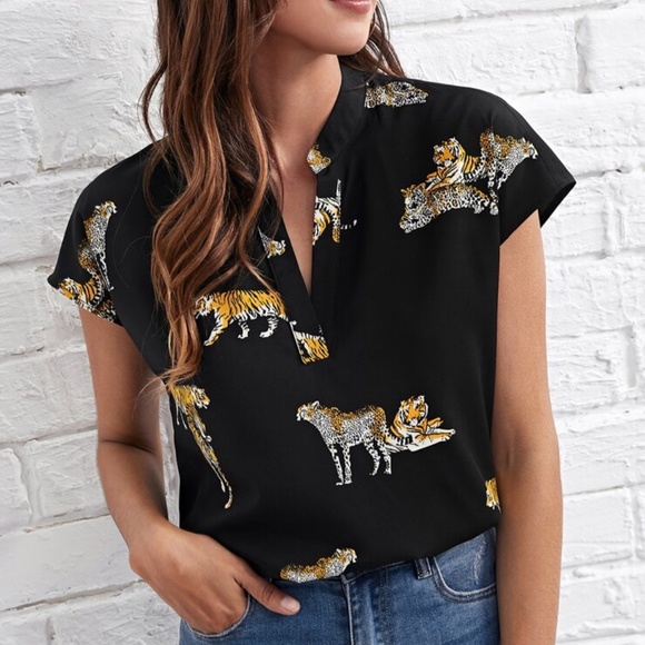 Boho Black Tiger Print Short Sleeve Top - Picture 1 of 4